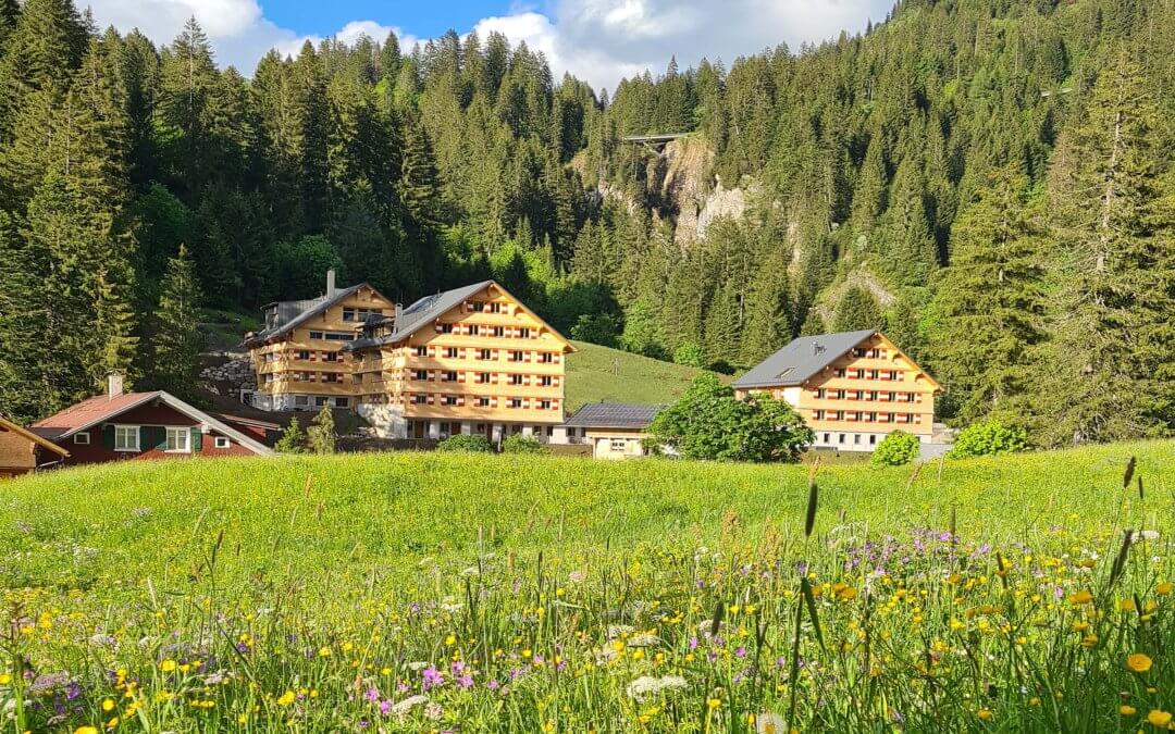 Vorarlberg/Österreich – Familienspaß im Vier-Sterne-Basecamp