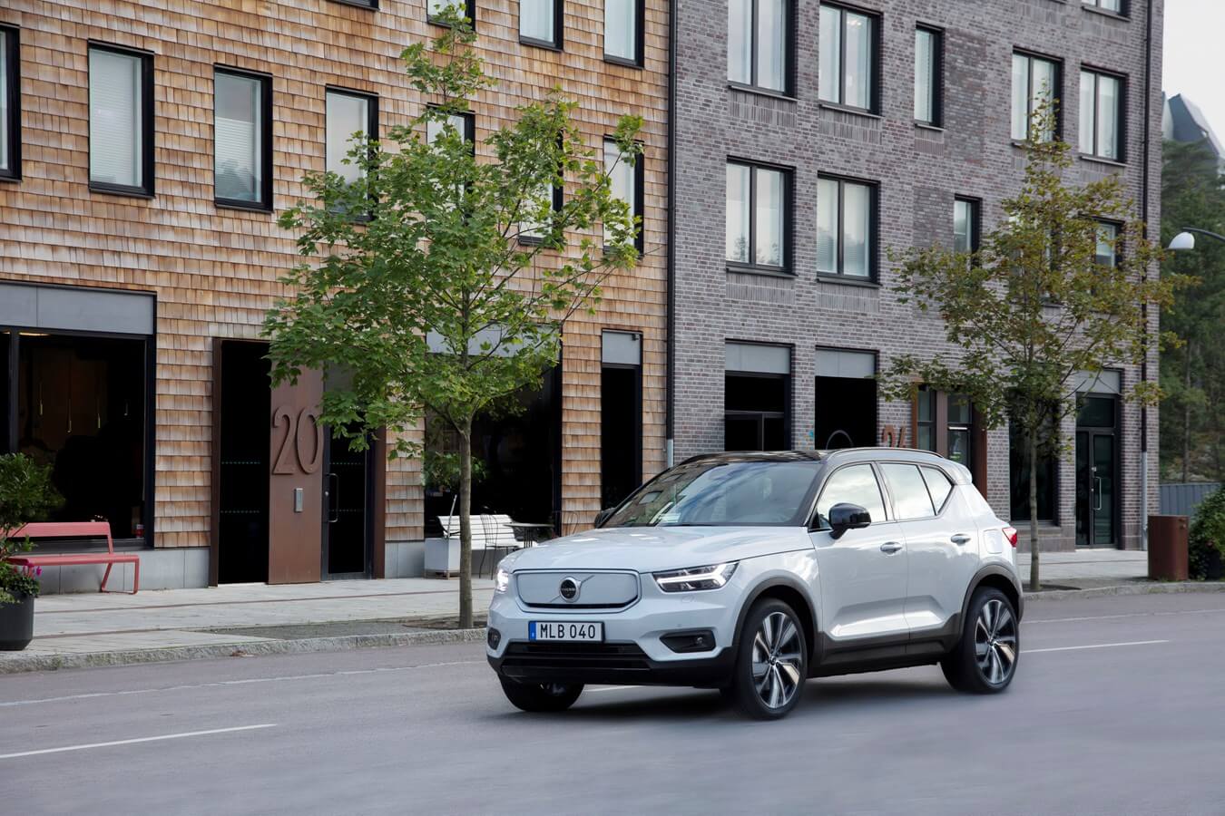 , Der &#8222;One-Padel-Cruiser&#8220; &#8211; Volvo XC40 Recharge Pure Electric | 2023, Travelguide.at